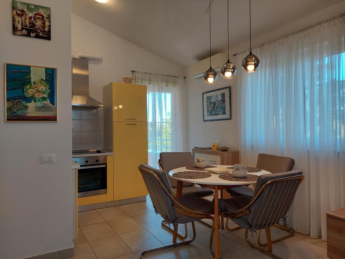 Lana Apartman Fažana Kültér fotó