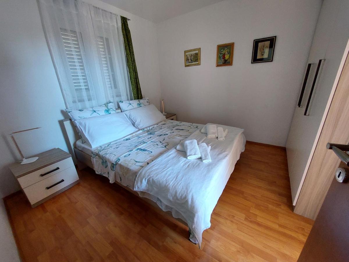 Lana Apartman Fažana Kültér fotó